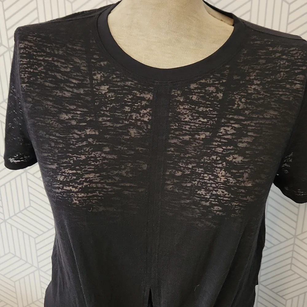 lululemon athletica Black Cropped In Sequence Boxy Tie Front Top Women's Size 8